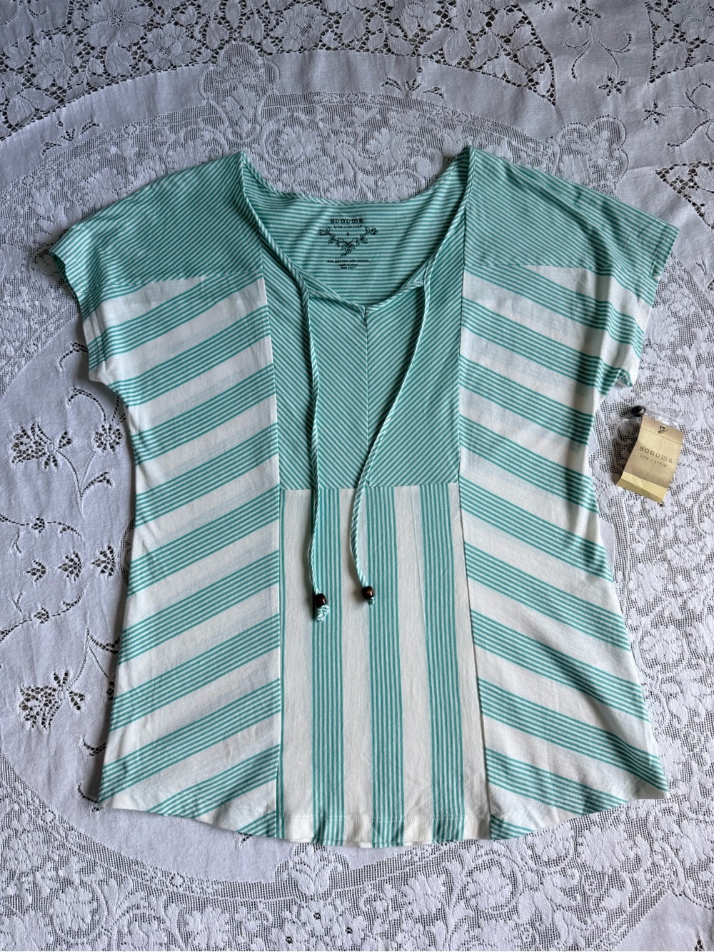 Sonoma Cotton Women’s Boho Mint & White Striped V‑Neck Tie‎ Front Tee size small
